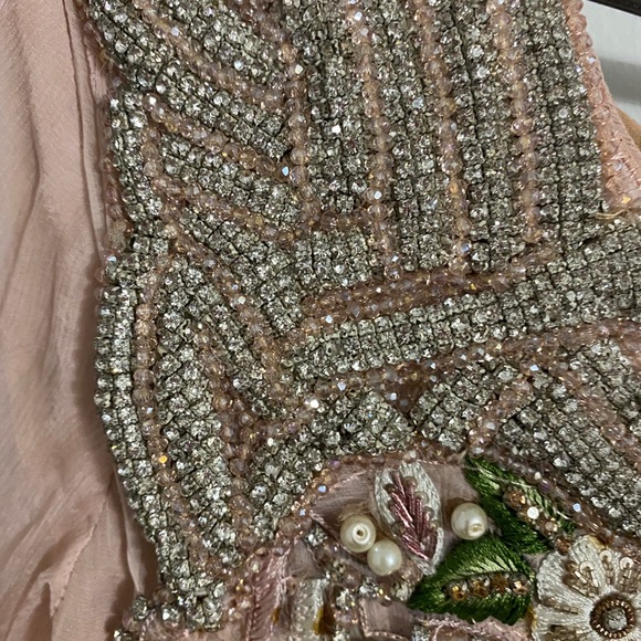 Maxi - Picture 4 of 14